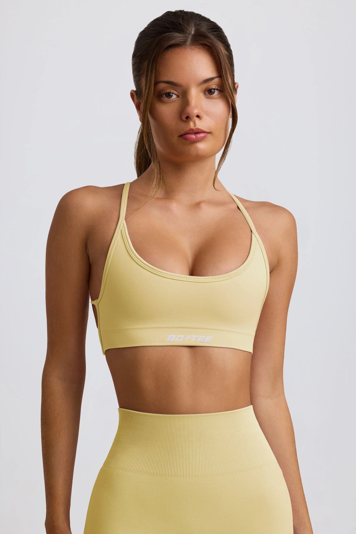 Super Sculpt Seamless Backless Sports Bra in Butter Yellow